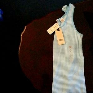 Sleeveless levis shirt